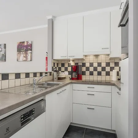 Apartment Apartment Near Seafront In Bruges, Cleaning Included *